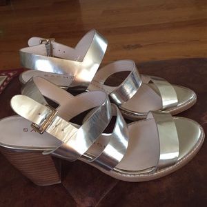 Gold Sandal 3 inch heels